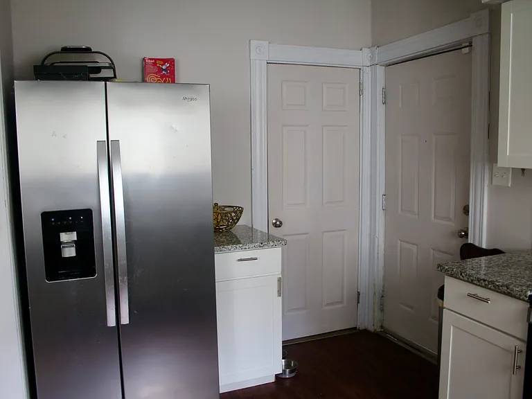 6125 Clephane Ave — Photo 14