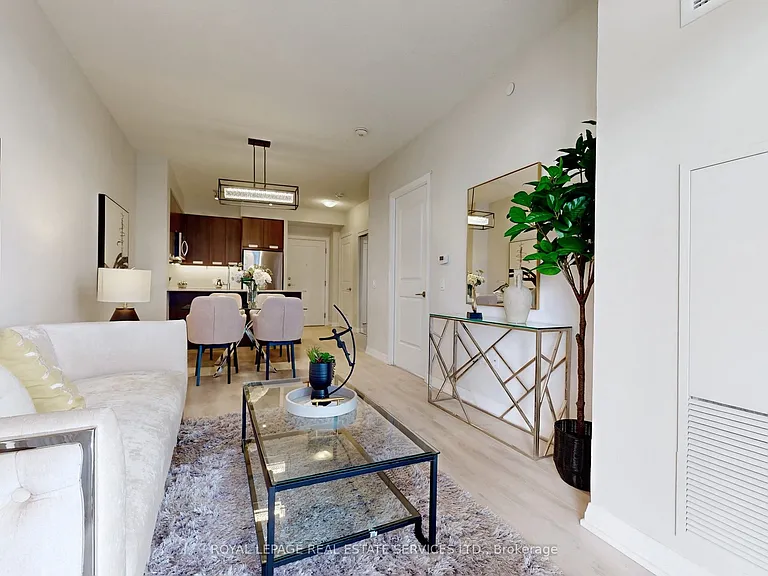 35 Watergarden Dr #615 — Photo 11