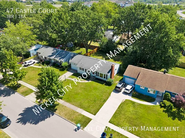 47 Castle Ct — Photo 1