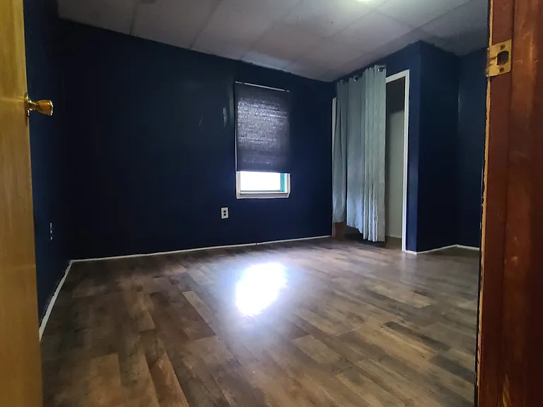 397 Front St — Photo 4