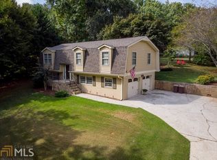1490 Pineview Ln NW, Conyers, GA 30012
