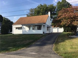 310 W Hillcrest Ave, New Castle, PA 16105