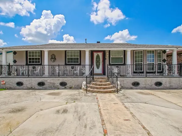 6113 Victorian Dr, Marrero, LA 70072