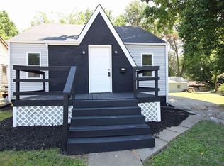 813 Park Dr, Alton, IL