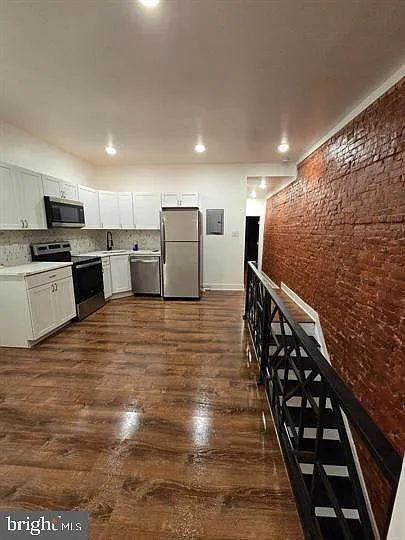 1029 W Cambria St #2 — Photo 9