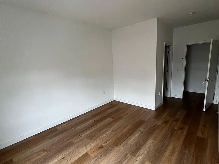 18 Freeway Dr E #505 — Photo 7