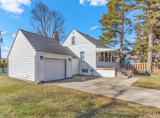 9081 Middlebelt Rd, Livonia, MI 48150