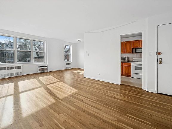 3rd image of 5730 Mosholu Ave APT 5F
