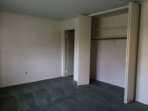 4th image of 21-1 Tamaron Dr