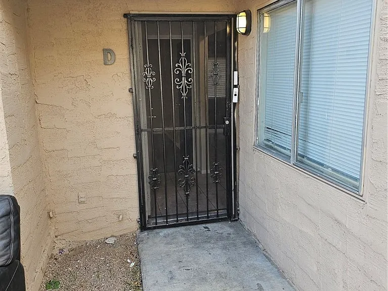 5136 Golden Ln #D — Photo 13