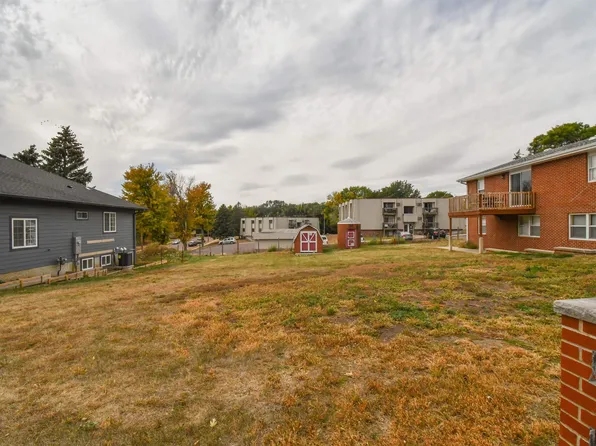 1505 S Gary Dr, Sioux Falls, SD 57103