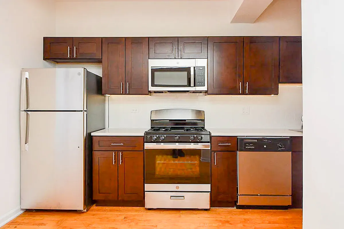 Building Photo - 1555 N Mohawk St #3C