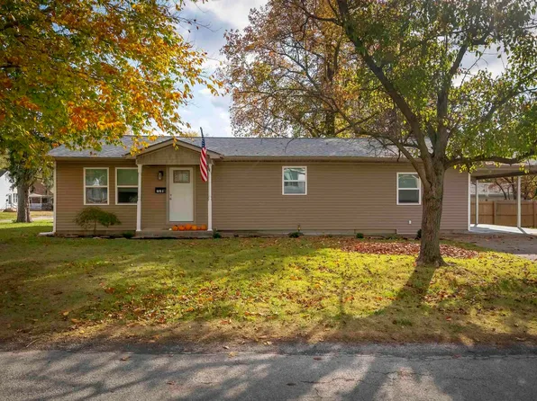 721 N 17th St, Herrin, IL 62948