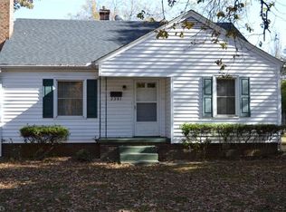 2201 Edgewood Dr, High Point, NC 27262