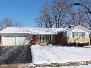 783 Brantwood Ave, Elk Grove Village, IL 60007