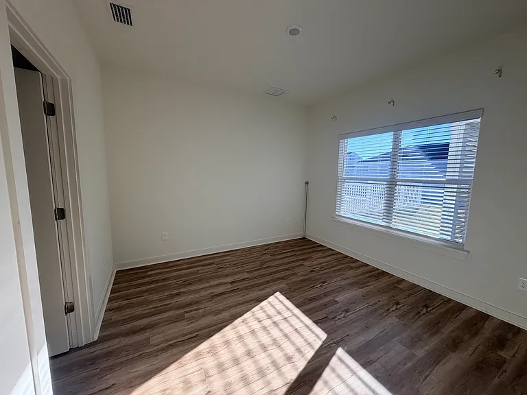 2323 Discovery Loop — Photo 12