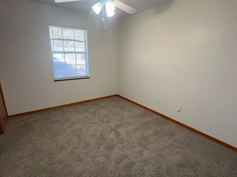 2242 Castle Hill Dr — Photo 9
