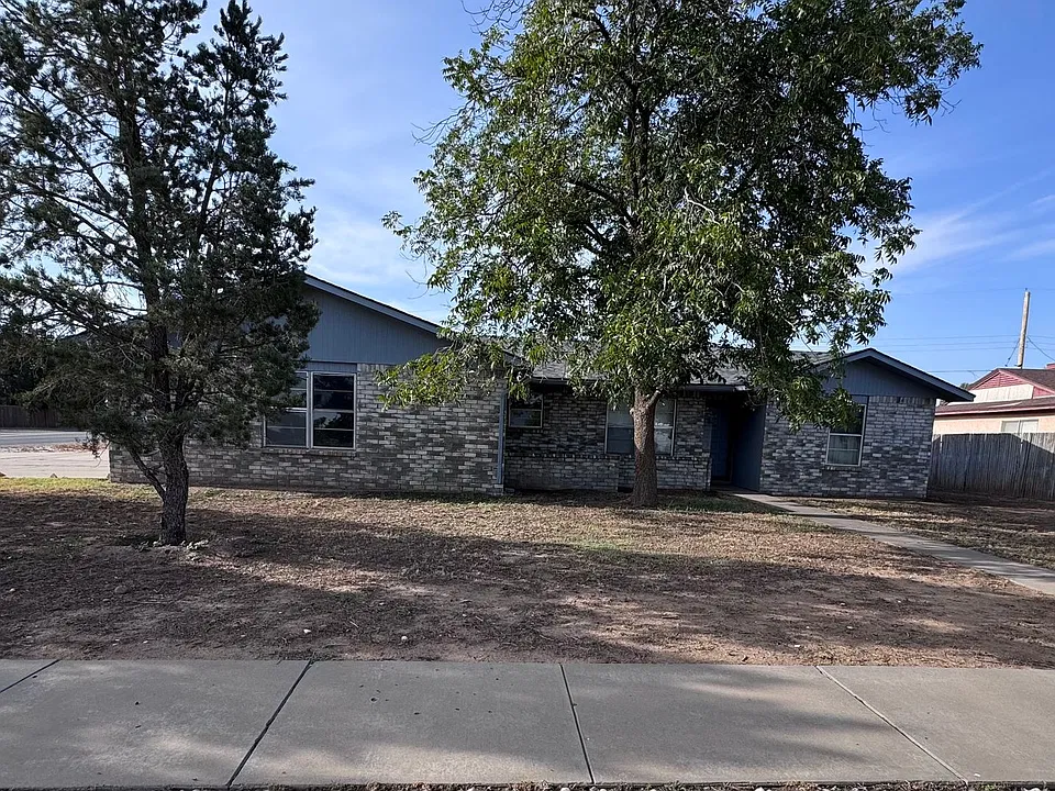 1300 Taylor Dr