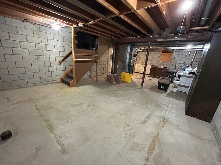 2711 Albany Ct — Photo 15