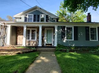 609 S Leroy St, Fenton, MI 48430