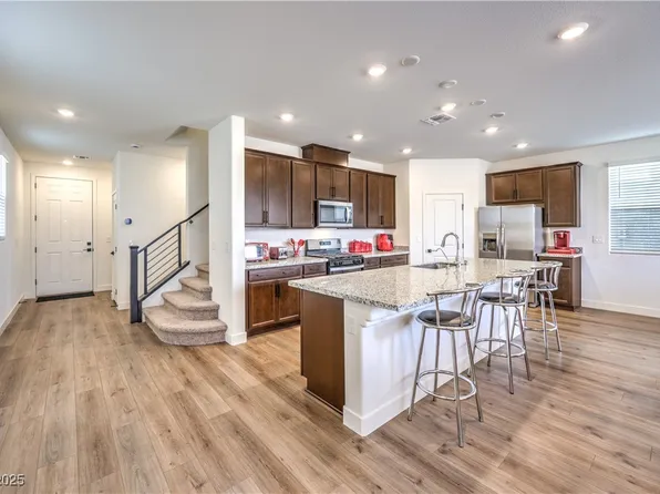 9114 Riverlands Ranch St, Las Vegas, NV 89139