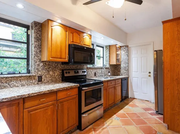 1109 Ferdinand St, Coral Gables, FL 33134