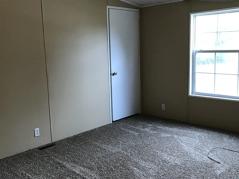5066 Keyser Mill Rd — Photo 7