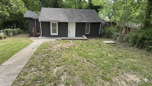 1114 Jarvis Ave Photo 1