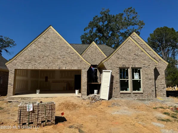 127 Hyde Park Dr, Brandon, MS 39042