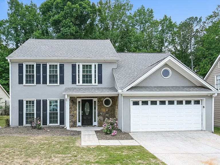 1070 Hunters Creek Ct — Photo 1