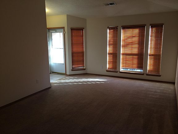 3rd image of 8015 Amy Ave NW
