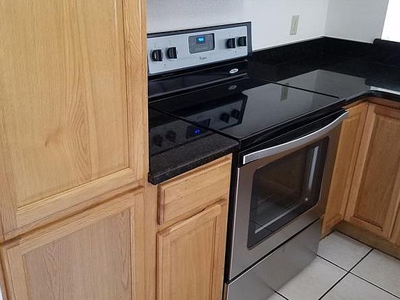 3rd image of 12637 Belrose Ave