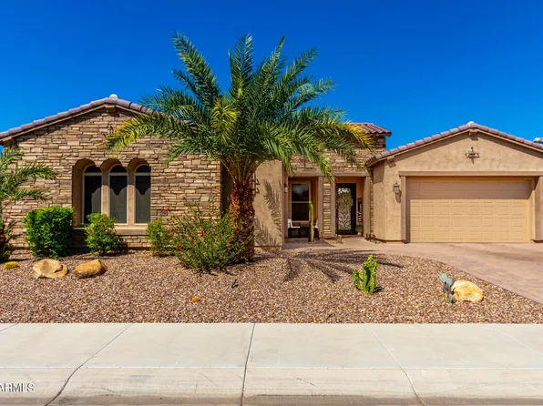 2570 E THORNTON Court, Gilbert, AZ 85297