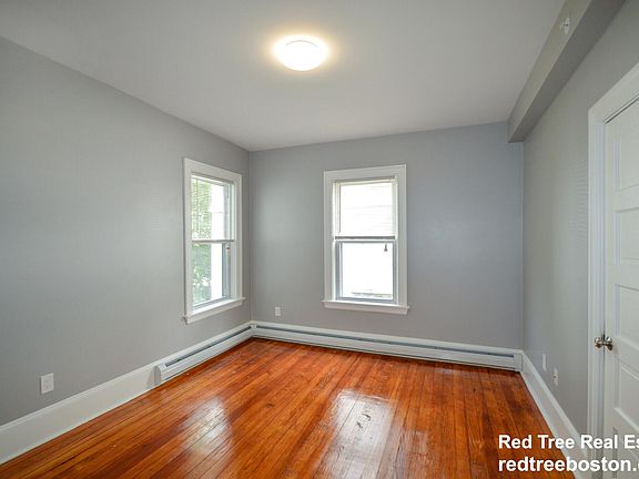 2nd image of 27 Ransom Rd