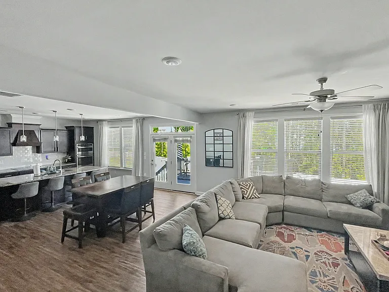 81 Alder Creek Ct — Photo 8
