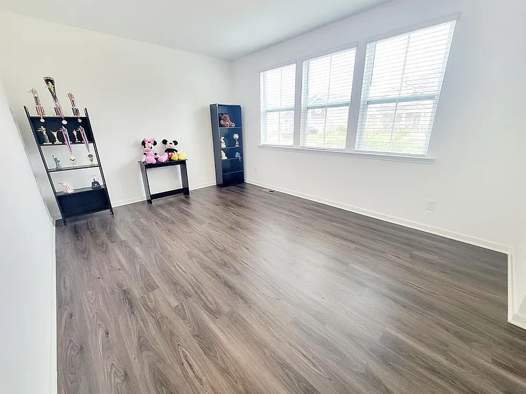 117 Scoville Rd — Photo 7