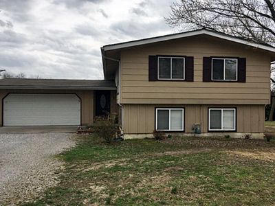 401 W Orange St, Girard, KS, 66743