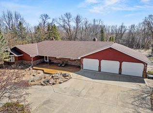 4585 Pioneer Trl, Hamel, MN 55340