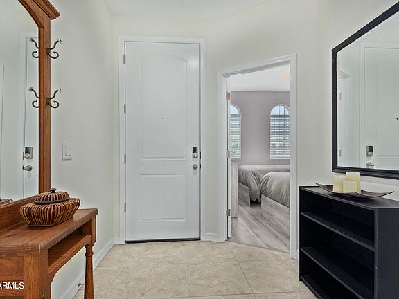 5th image of 2490 N WRIGLEY Drive