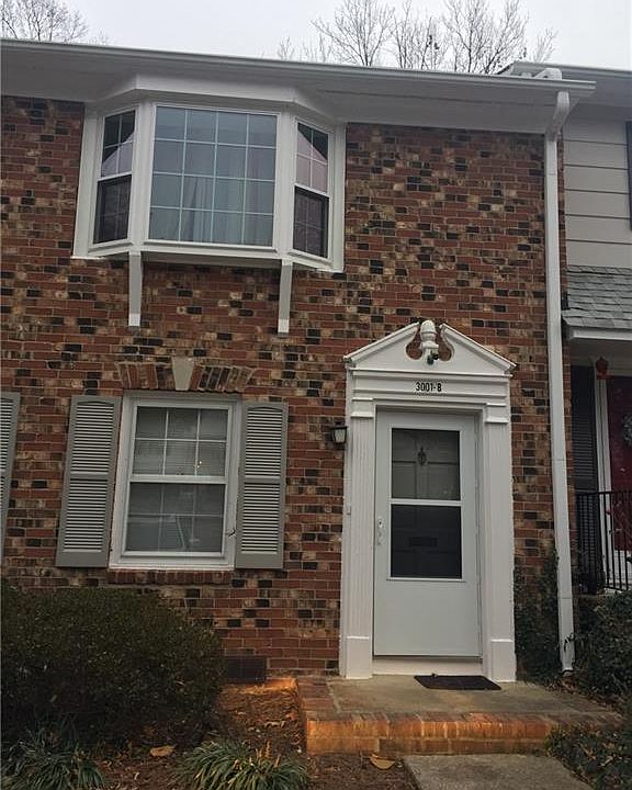 1st image of 3001 Overton Dr APT B