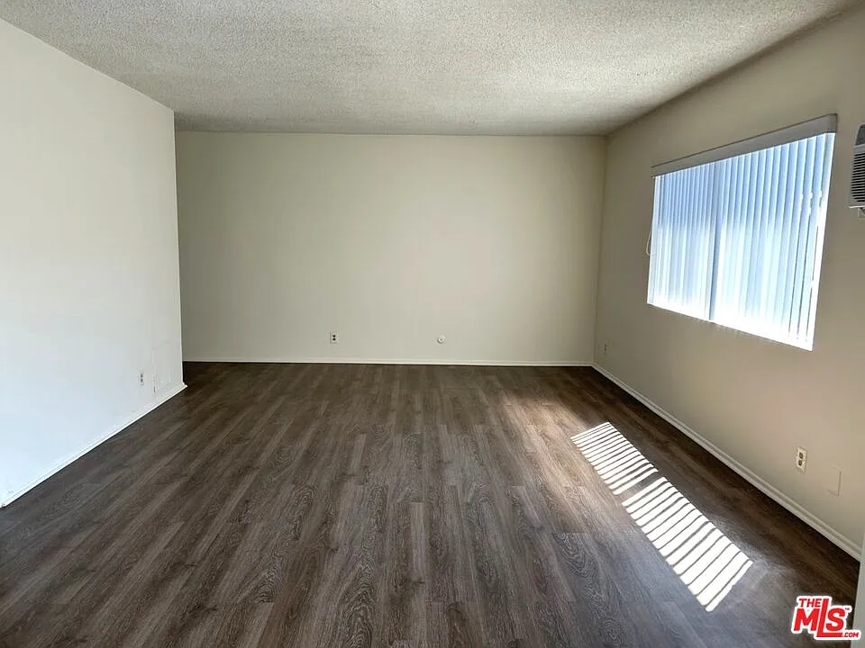 Building Photo - 3741 Westwood Blvd #4