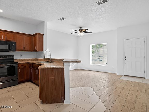 4th image of 1923 Yellowfin Dr
