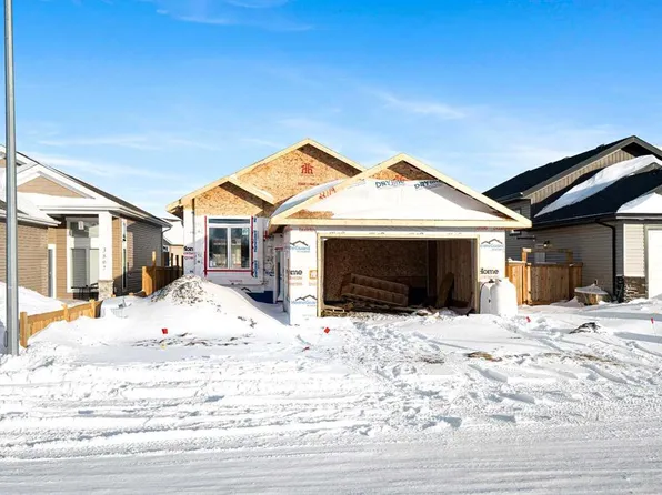 3805 W 42nd Ave, Lloydminster, SK S9V 2K4