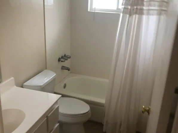 960 Evelyn Ln, Sacramento, CA 95864