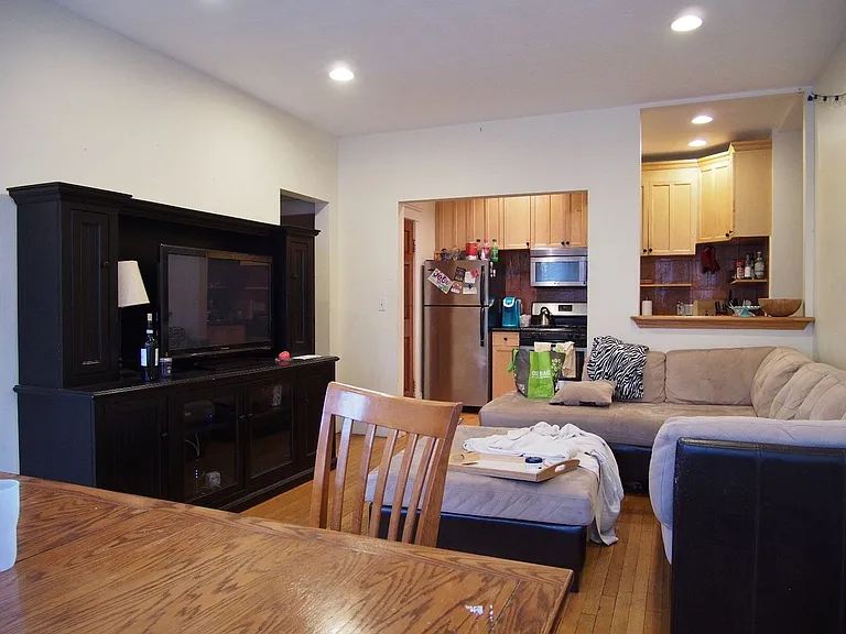 66 Babcock St #1D — Photo 6