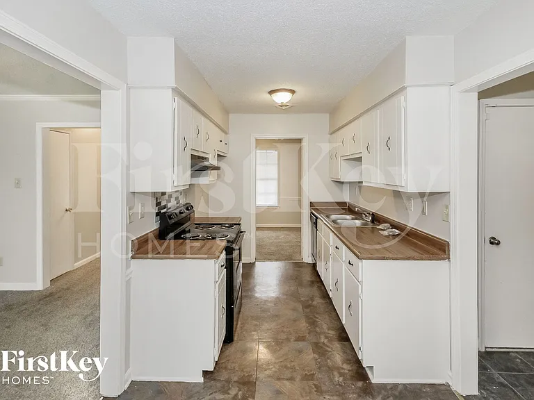 6861 Valley Park Dr — Photo 6