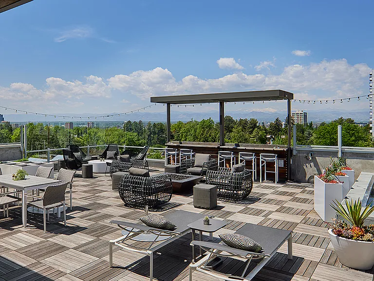 Apartment community Rooftop Deck at Griffis Cheesman Park in Denver, Colorado.