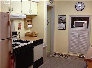4th image of 4425 Bristolwood Dr