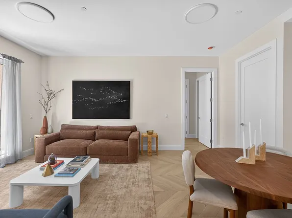 222 16th St #3H, Brooklyn, NY 11215