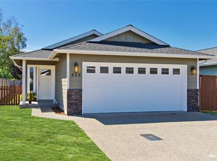 525 E Van Dam Pl, Buckley, WA 98321